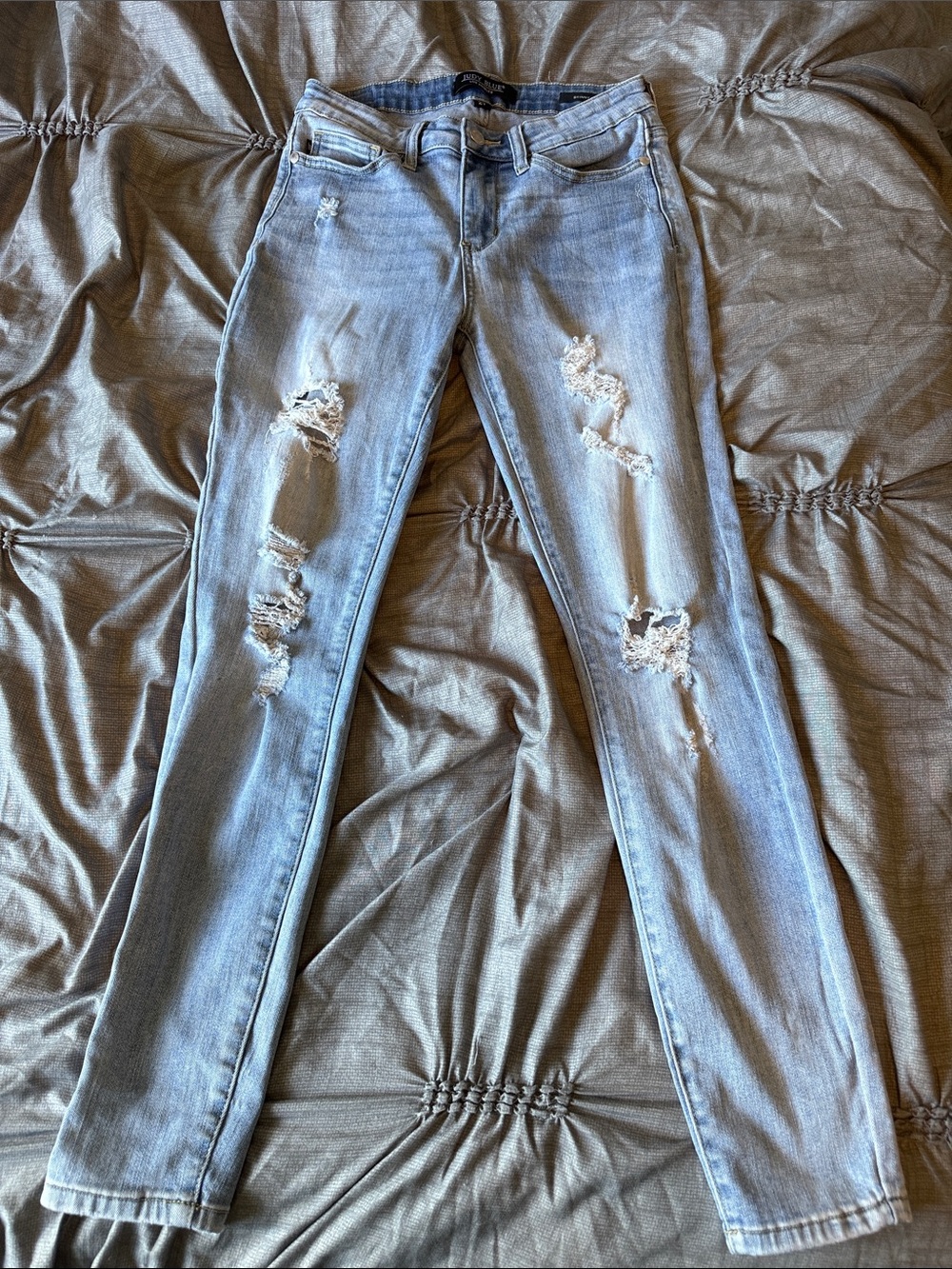 Judy Blue Sz 27 Light Blue Distressed Skinny Jeans b87